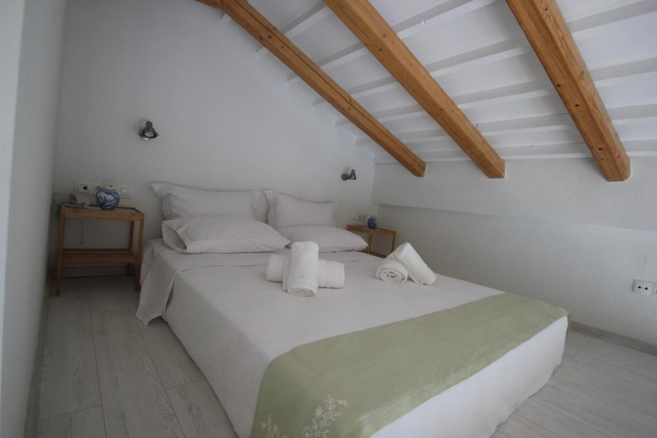 L Anima Boutique Suites Skiathos stad Exteriör bild