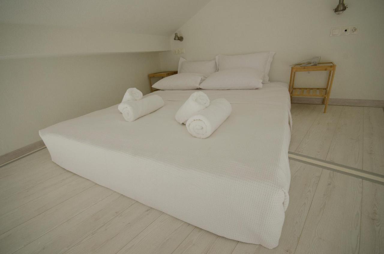 L Anima Boutique Suites Skiathos stad Exteriör bild