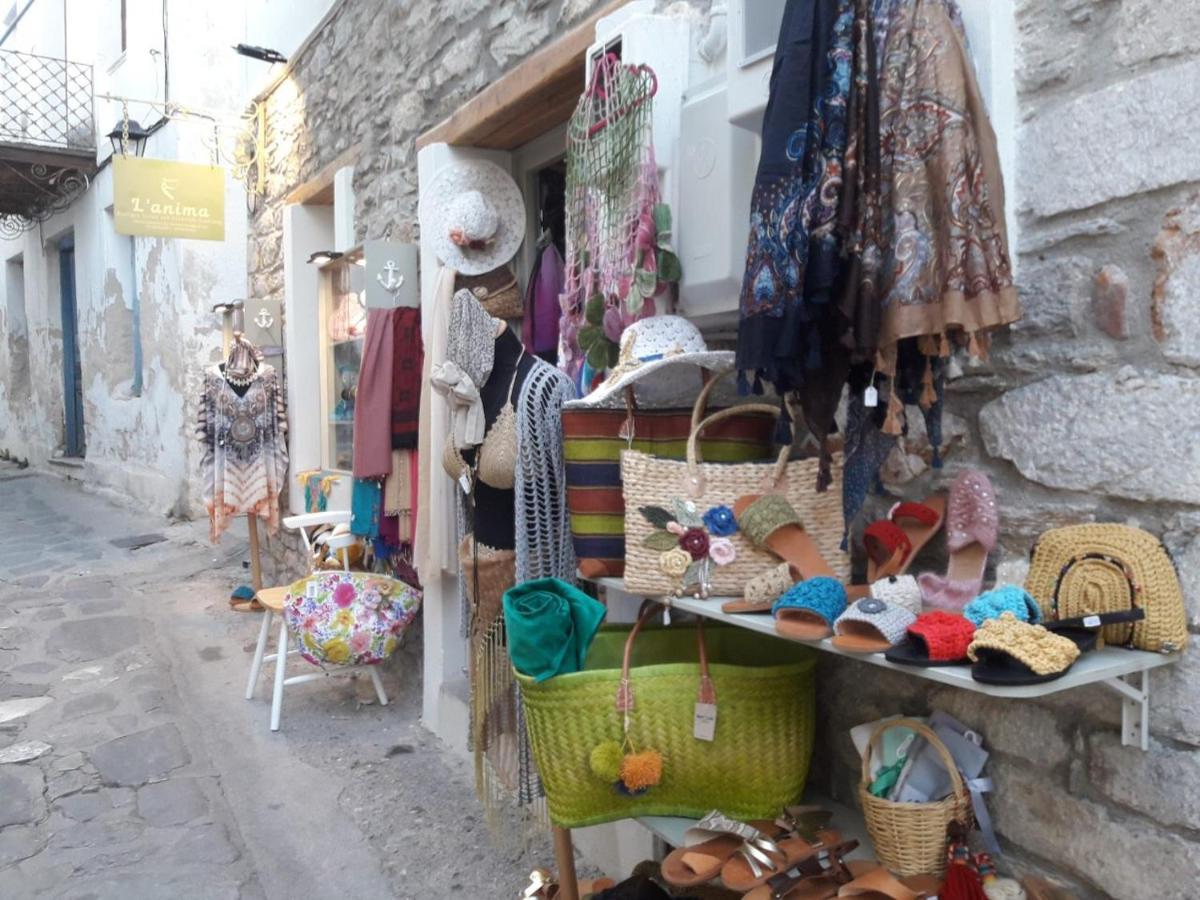 L Anima Boutique Suites Skiathos stad Exteriör bild